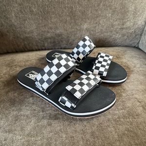 Vans Cayucas Slide Sandals